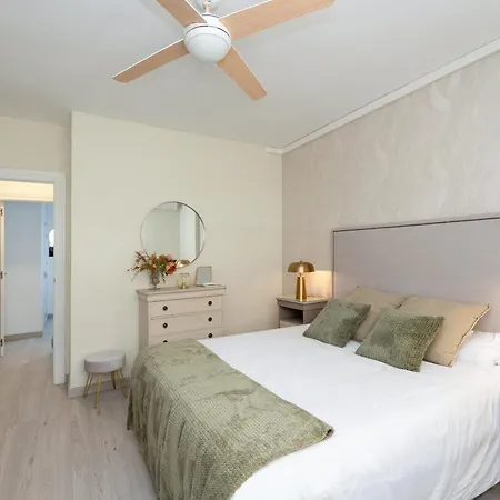 Cozy Familiar Retreat In The Centre Of *