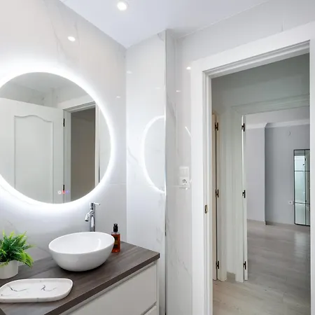 Chezmoihomes Plaza De Gracia Con Parking Apartment *