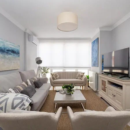 Apartment Cozy Familiar Retreat In The Centre Of