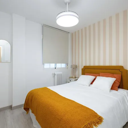 Cozy Familiar Retreat In The Centre Of *