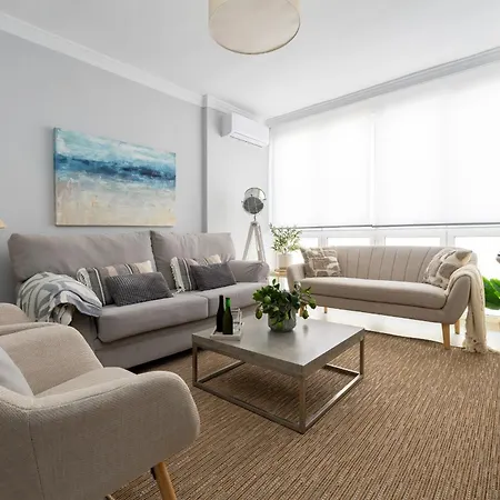 Cozy Familiar Retreat In The Centre Of
