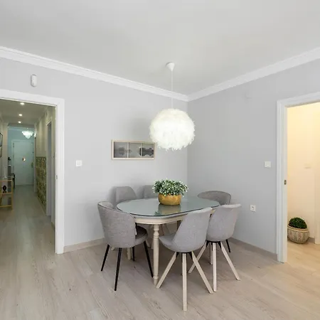 Apartment Chezmoihomes Plaza De Gracia Con Parking Granada